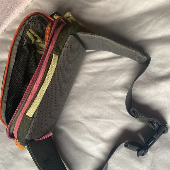 Cotopaxi Allpa X 1.5L Hip Pack / Belt Bag / Fanny pack - Picture 3 of 4